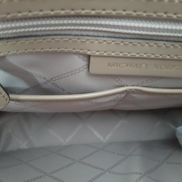 Michael Kors Voyager East / West Tote - Picture 7 of 10